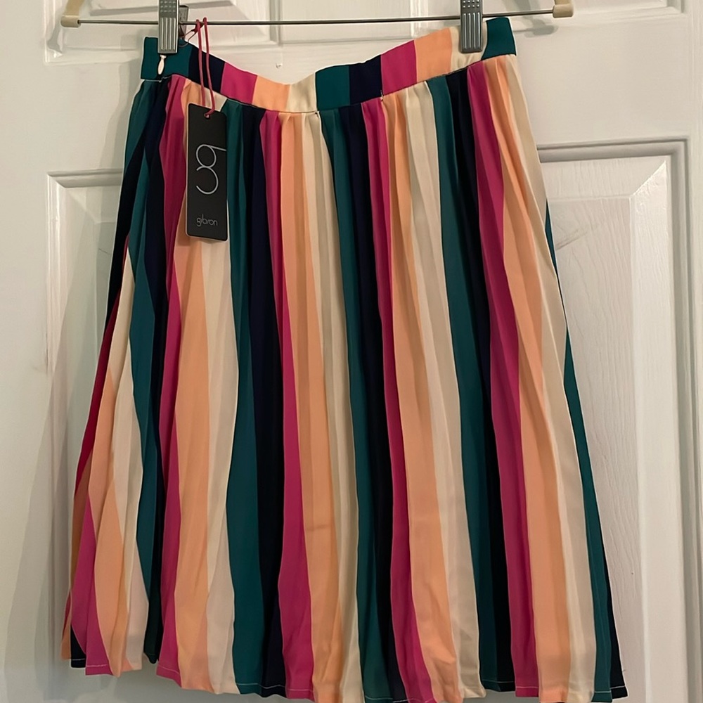 Brand new skirt